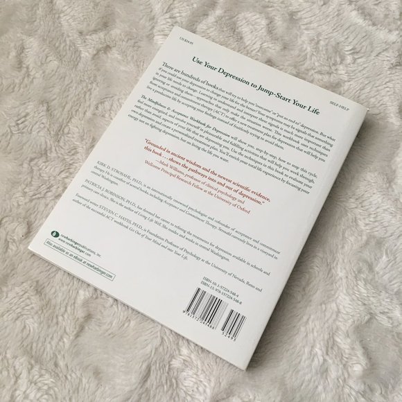 'The Mindfulness and Acceptance Workbook for Depression' By Kirk D… - Picture 2 of 7